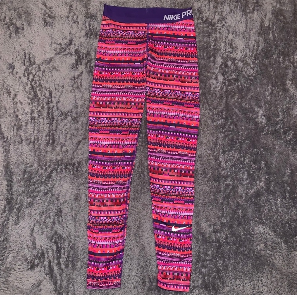 NIKE workout leggings